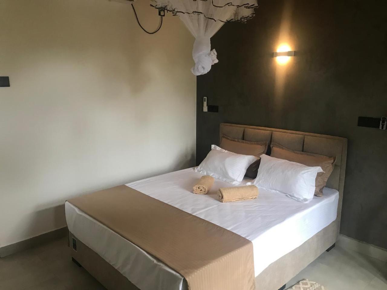 Flip Flop Inn Мірісса Екстер'єр фото